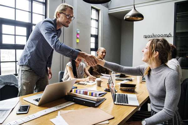 Le courtier en communication : un partenaire stratégique pour votre entreprise
